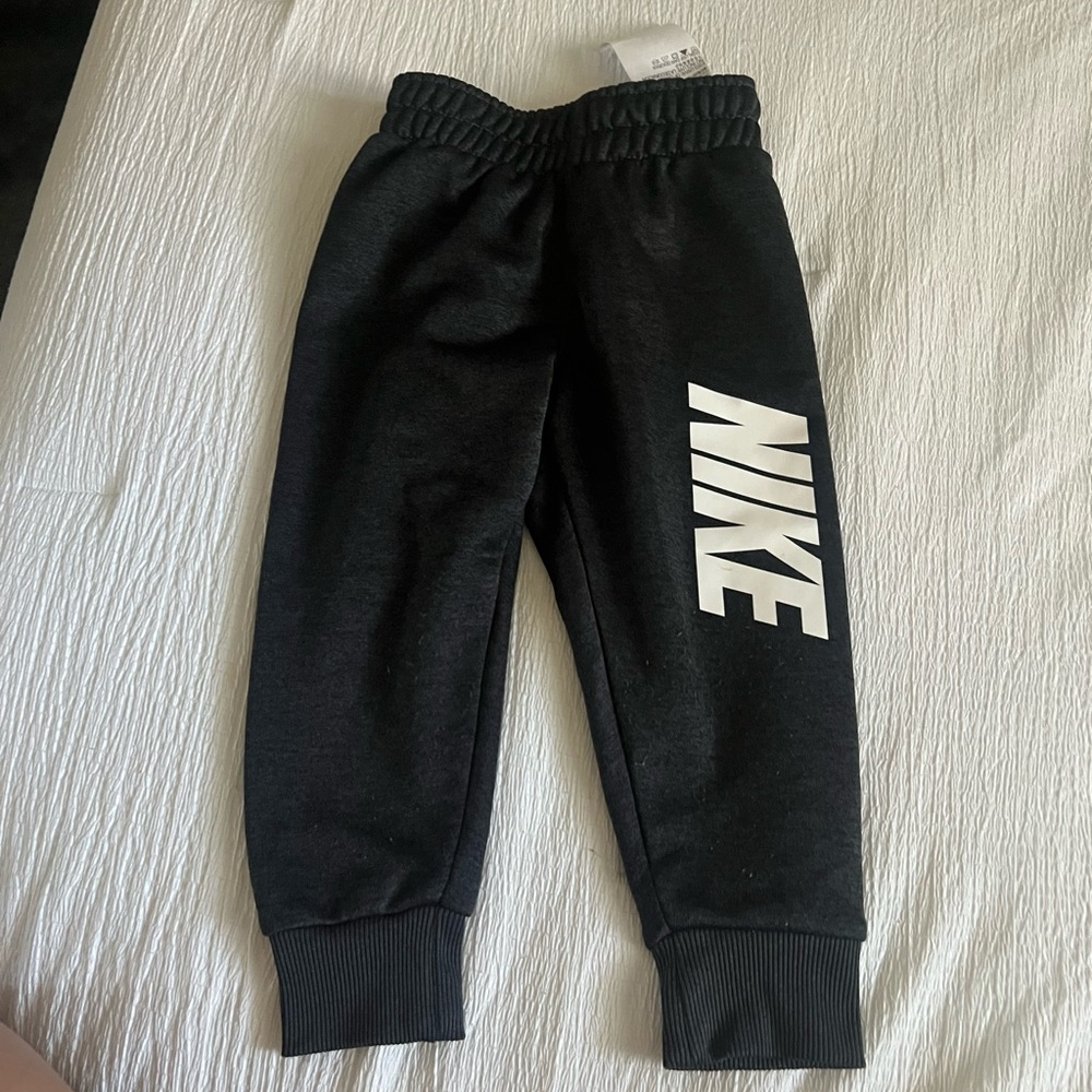 Nike Kids Black Sweatpants